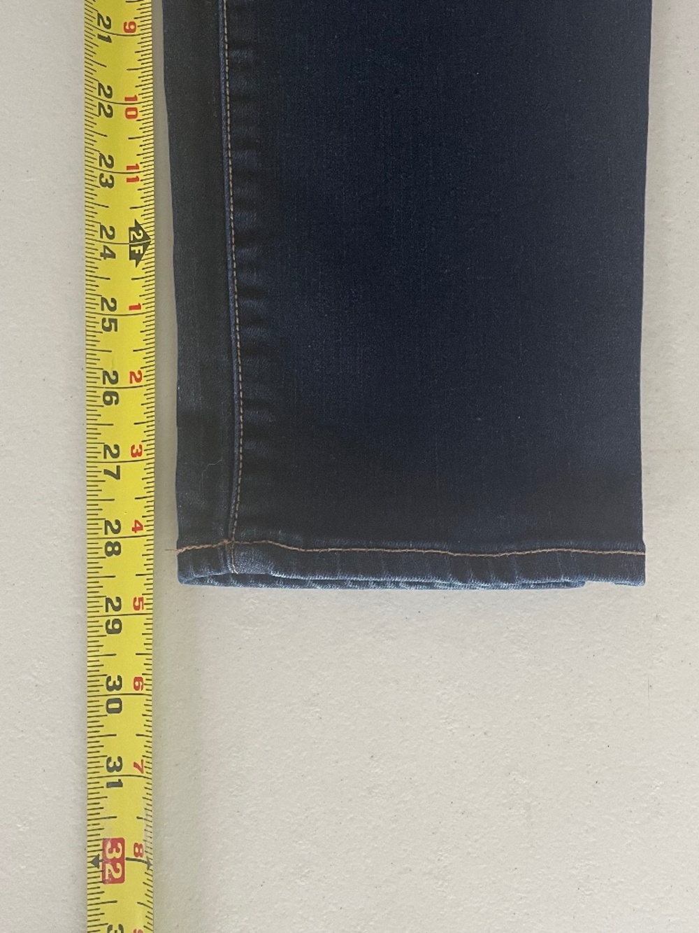 Talbots Flawless Five-Pocket Straight-leg Jeans Dark Wash Denim in Size 14 - Picture 9 of 10